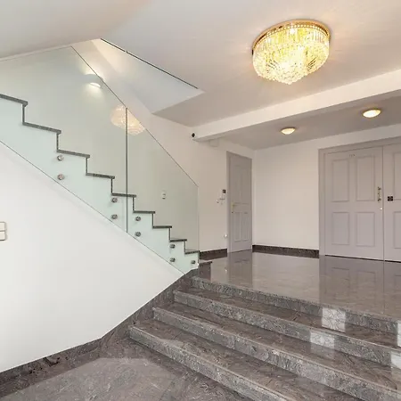 Casa de hóspedes Eagle's Nest Liubliana