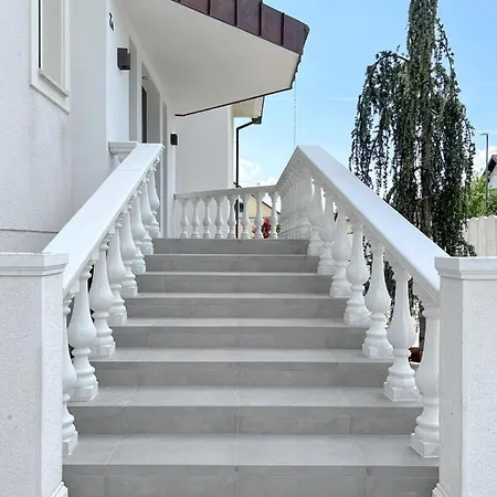 Eagle's Nest 3* Ljubljana